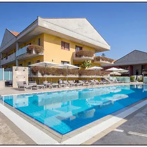 https://catania-hills-residence.taorminaitalyhotels.com